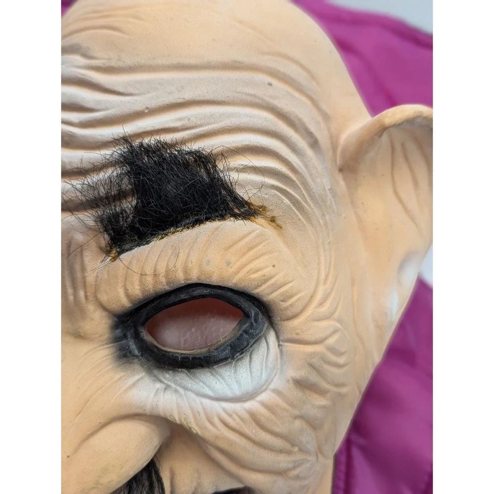 VTG Easter Unlimited Halloween Rubber Mask Dracula Vampire Pink Collar Nose Hair